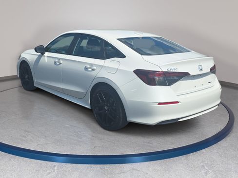 Used 2025 Honda Civic Sport image 7