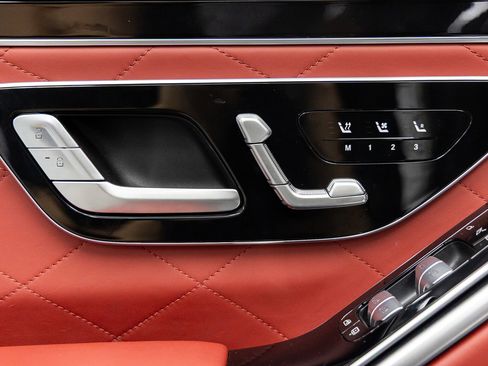 Used 2023 Mercedes-Benz S 580 4MATIC Sedan image 22