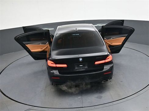 Used 2022 BMW 530i w/ Convenience Package image 34