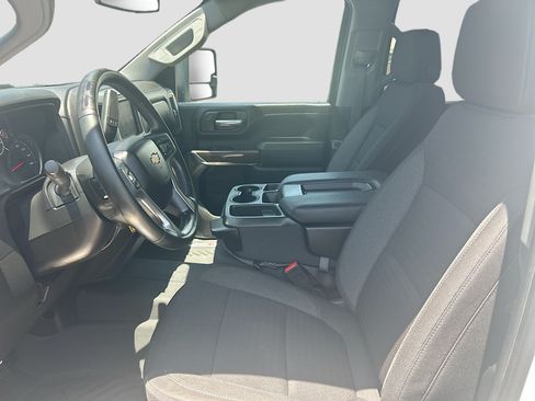 Used 2023 Chevrolet Silverado 2500 LT AWD/4WD image 21