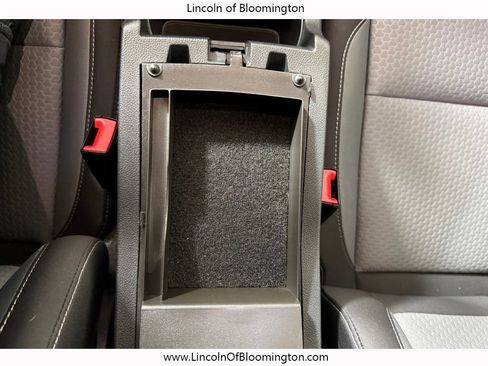 Used 2019 Ford Escape SE image 27
