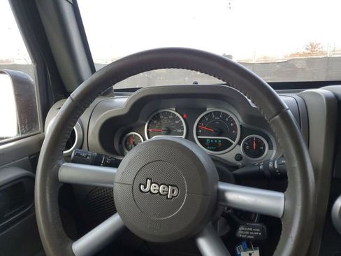 Used 2010 Jeep Wrangler Unlimited Sahara w/ Trailer Tow Group image 11