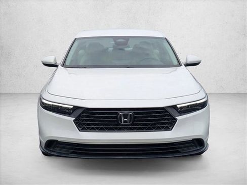 Used 2023 Honda Accord LX image 2