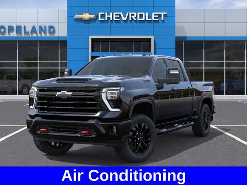 New 2026 Chevrolet Silverado 2500 LT w/ Trail Boss Package AWD/4WD image 7