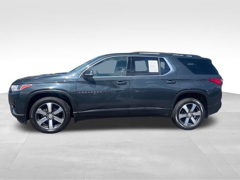 Used 2020 Chevrolet Traverse LT w/ LT Premium Package AWD/4WD image 4