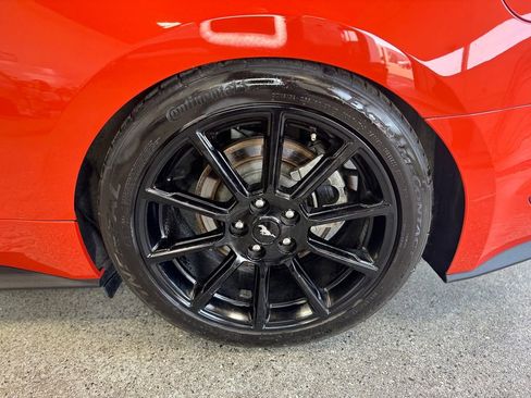 Used 2016 Ford Mustang GT Premium w/ Black Accent Package RWD image 24