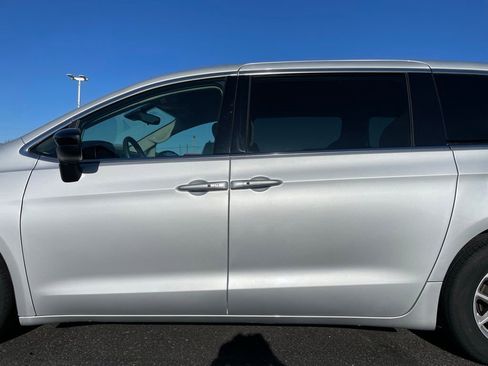 Used 2024 Chrysler Voyager LX FWD image 37