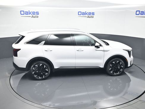 New 2026 Kia Sorento EX AWD/4WD image 56