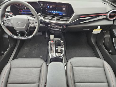 New 2026 Chevrolet Trax RS w/ Driver Confidence Package FWD image 25
