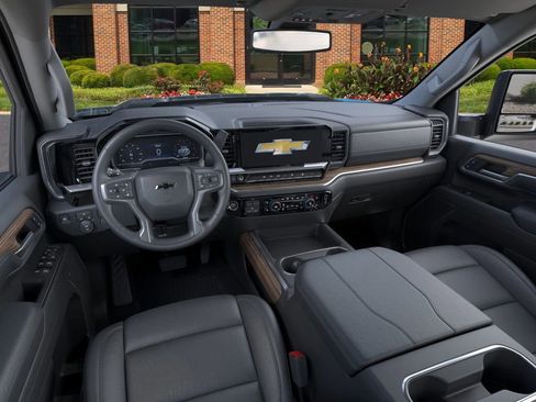 New 2026 Chevrolet Silverado 2500 LT image 15
