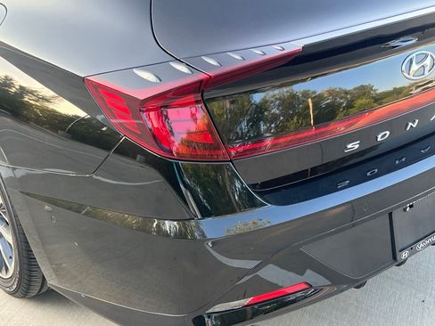 Used 2021 Hyundai Sonata Limited FWD image 13