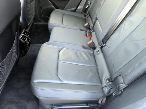 Used 2022 Audi Q3 2.0T Premium image 26