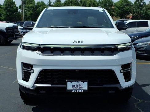 New 2026 Jeep Grand Wagoneer Limited AWD/4WD image 24