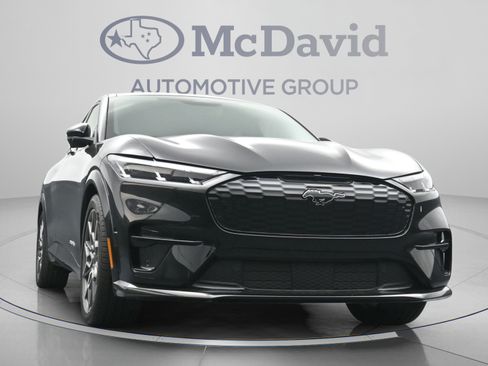 Used 2025 Ford Mustang Mach-E GT AWD/4WD image 26