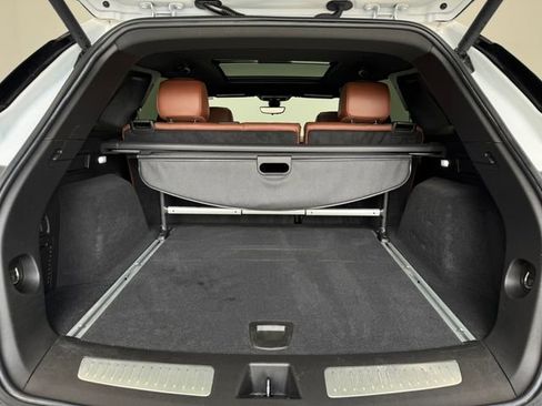 Used 2022 Cadillac XT5 Premium Luxury w/ Technology Package image 8