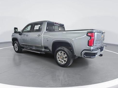 Certified 2024 Chevrolet Silverado 2500 High Country w/ High Country Premium Package AWD/4WD image 6