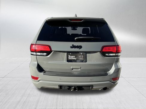 Used 2019 Jeep Grand Cherokee Altitude image 7