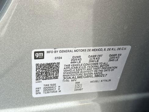 Used 2024 GMC Terrain SLE w/ Driver Convenience Package image 41