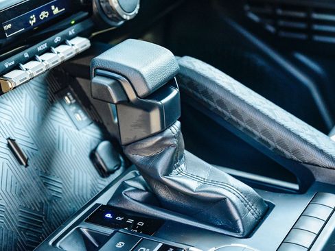 Certified 2025 Toyota Tacoma SR5 image 23