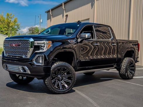 Used 2022 GMC Sierra 1500 Denali w/ Denali Premium Package AWD/4WD image 6