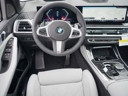 New 2026 BMW X5 sDrive40i w/ M Sport Package image 15