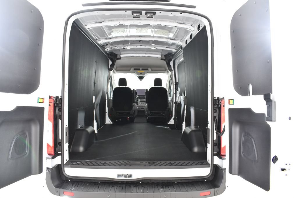 New 2026 Ford Transit 250 148 Medium Roof Extended AWD w/ Load Area Protection Package image 20