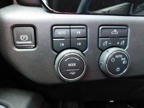 New 2025 Chevrolet Silverado 1500 LT w/ Z71 Off-Road Package AWD/4WD image 21