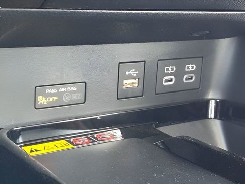 Used 2026 Toyota Camry XLE w/ Premium Plus Package image 29