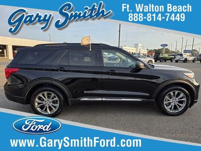 Certified 2022 Ford Explorer XLT w/ Equipment Group 202A