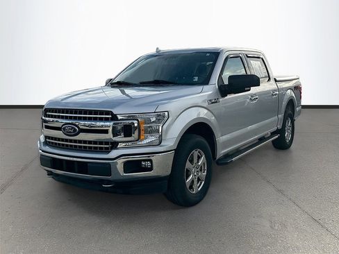 Used 2018 Ford F150 XLT w/ Equipment Group 302A Luxury image 3