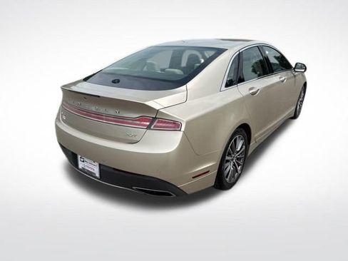 Used 2017 Lincoln MKZ Premiere FWD image 5