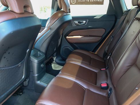 Used 2024 Volvo XC60 T8 Ultimate w/ Protection Package Premier AWD/4WD image 19