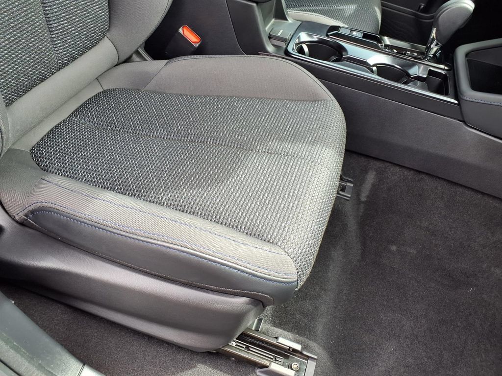 Used 2026 Subaru Forester Premium AWD/4WD image 18