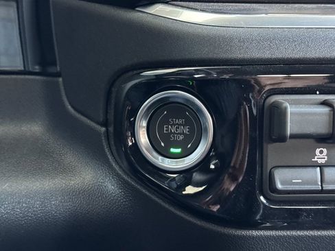 New 2026 GMC Sierra 1500 SLT AWD/4WD image 21