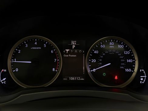 Used 2016 Lexus IS 200t RWD image 22