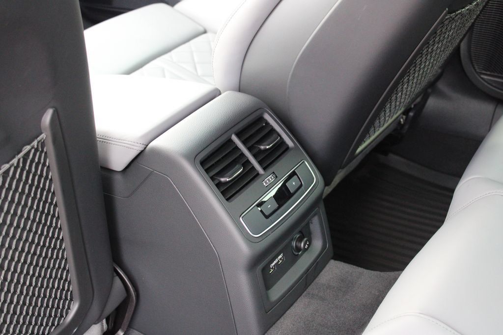 Used 2024 Audi S5 Premium Plus w/ Premium Plus Package AWD/4WD image 24