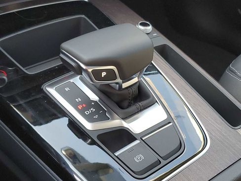 Certified 2023 Audi Q5 2.0T Premium w/ Convenience Package image 25