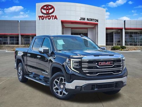 Used 2023 GMC Sierra 1500 SLT w/ SLT Premium Package AWD/4WD image 1