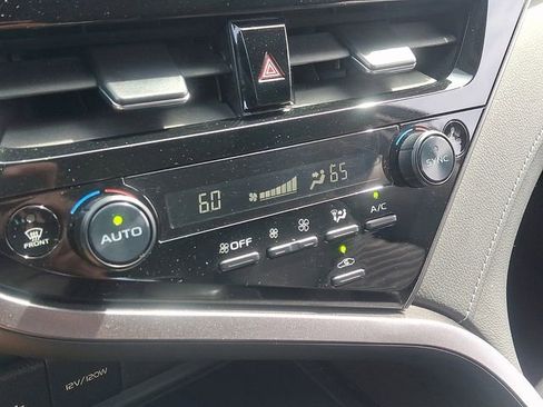 Used 2024 Toyota Camry SE FWD image 15