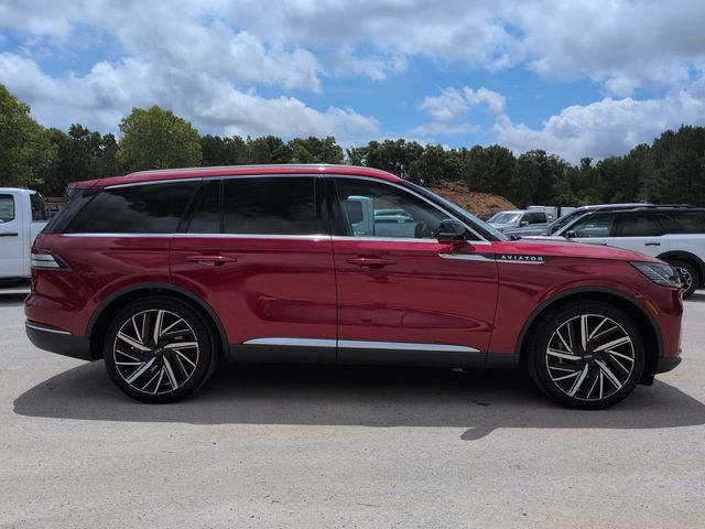 Used 2025 Lincoln Aviator Reserve w/ Equipment Group 201A AWD/4WD image 3