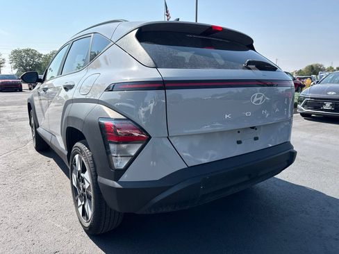Used 2024 Hyundai Kona SEL AWD/4WD image 5