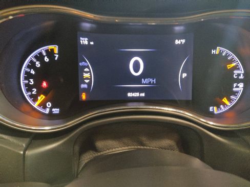 Used 2018 Jeep Grand Cherokee Limited RWD image 23