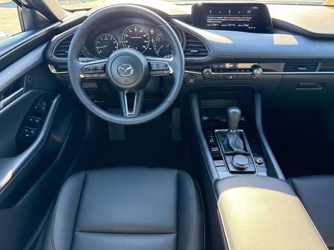 Certified 2025 MAZDA MAZDA3 s Sport image 13