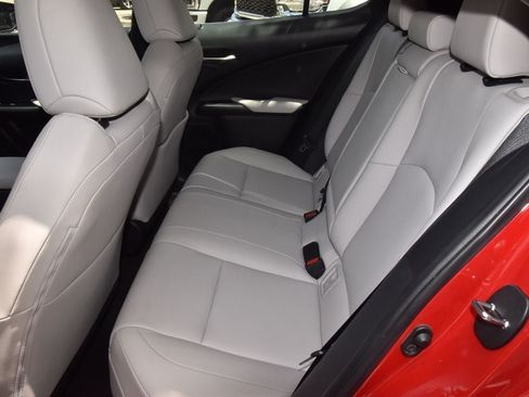 Used 2020 Lexus UX 200 w/ Premium Package FWD image 14