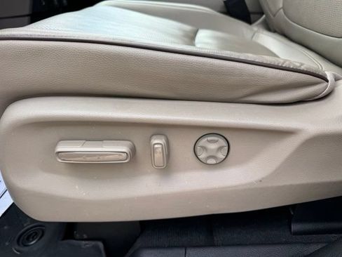 Used 2023 Honda Odyssey Elite image 14