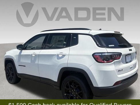 New 2026 Jeep Compass Latitude AWD/4WD image 2