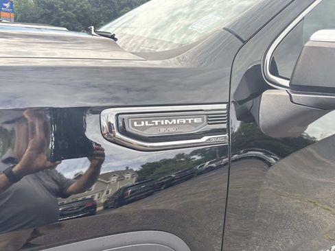 Used 2023 GMC Sierra 1500 Denali Ultimate AWD/4WD image 11