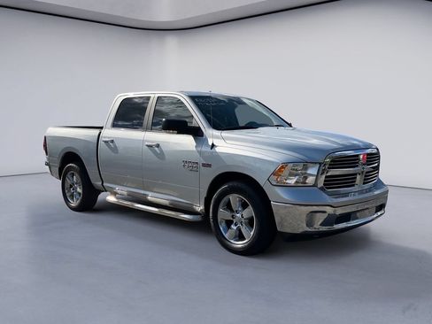 Used 2019 RAM 1500 Big Horn RWD image 7