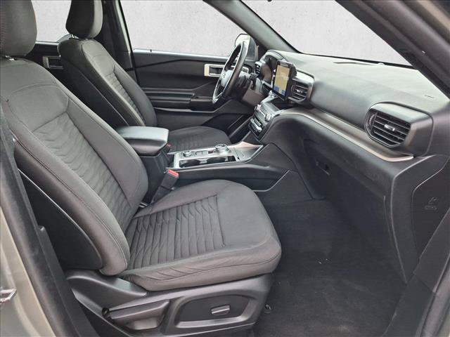 Used 2020 Ford Explorer XLT AWD/4WD image 20