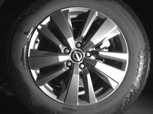 Used 2025 Nissan Pathfinder SV image 14